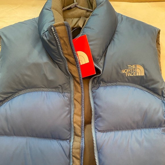 The North face retro Nhuptse puffer women’s vest MEDIUM bright Blue - Picture 2 of 9
